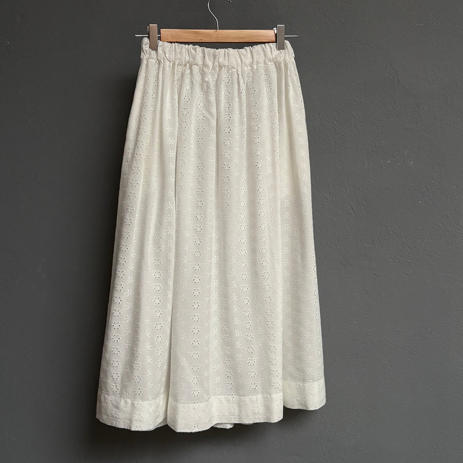 Jupe broderie anglaise