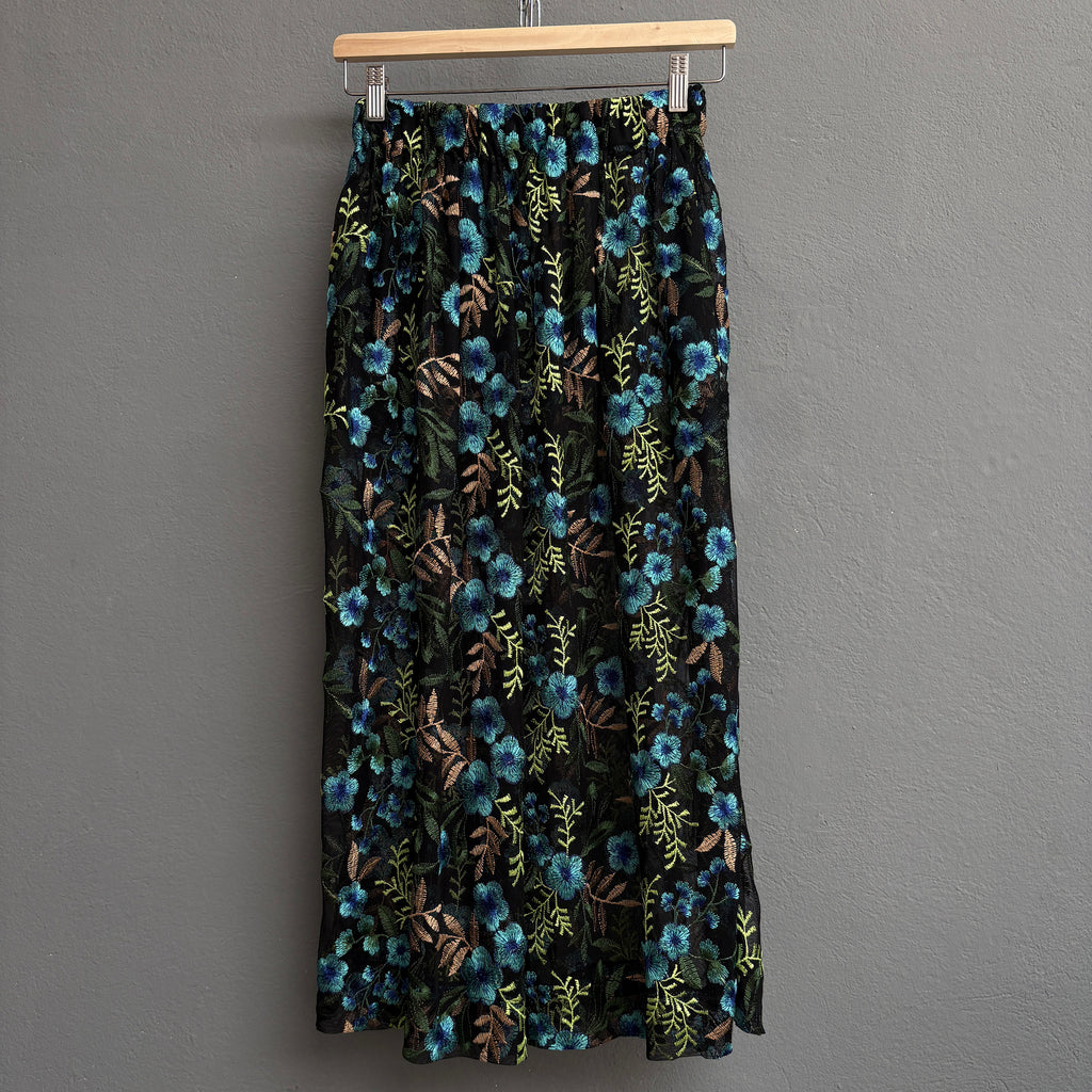 Jupe dentelle florale