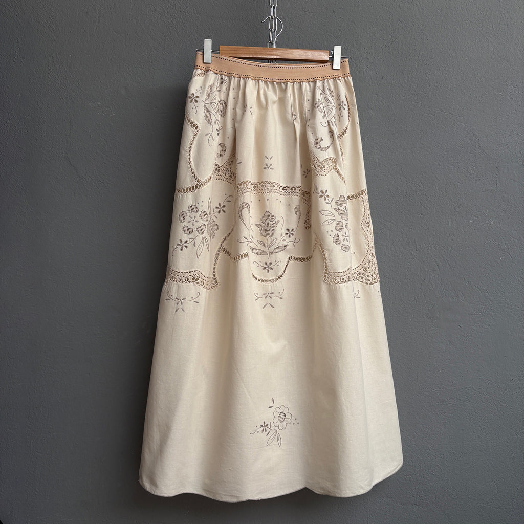 Jupe broderie