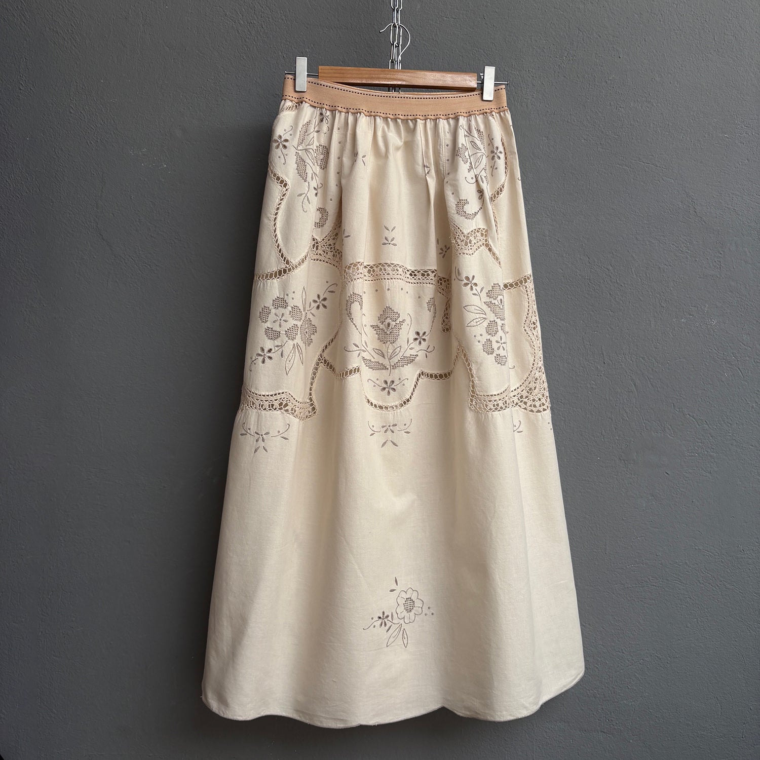 Jupe broderie