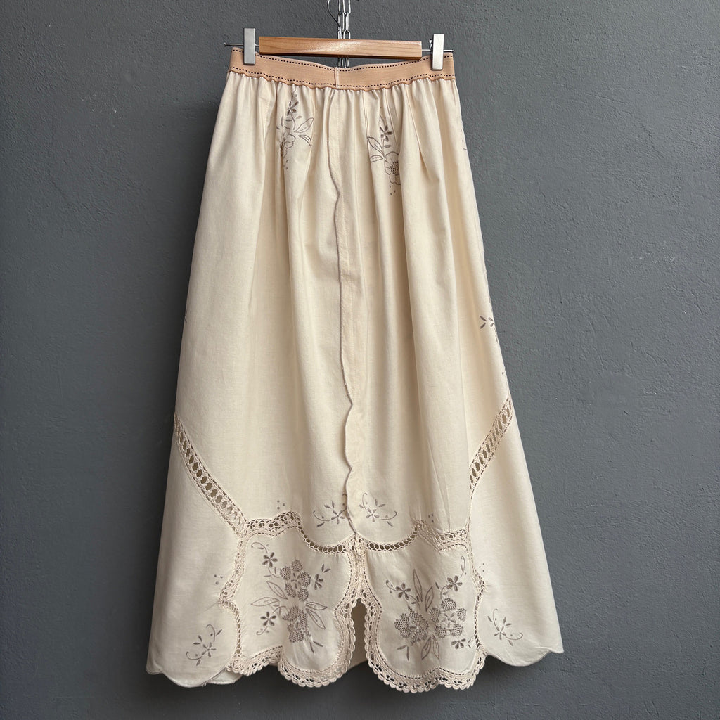 Jupe broderie