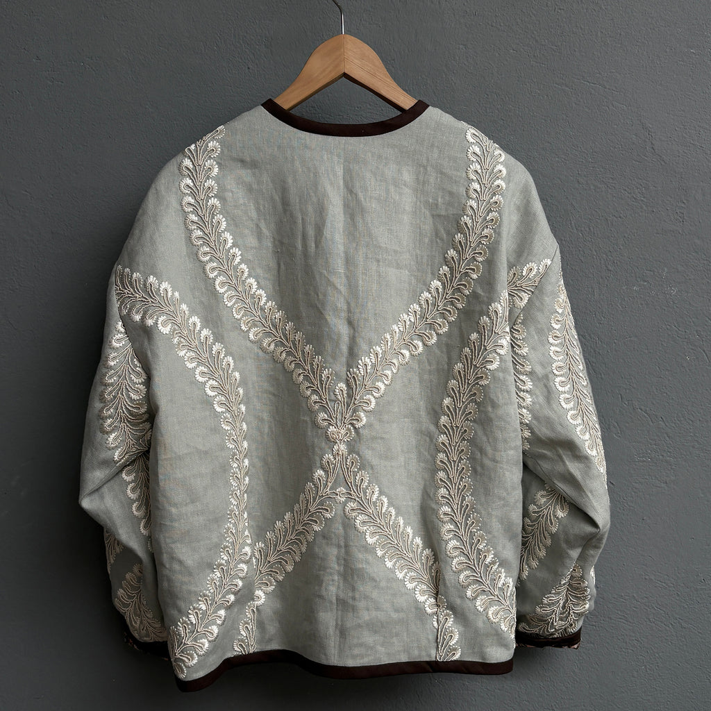 Bomber en lin brodé