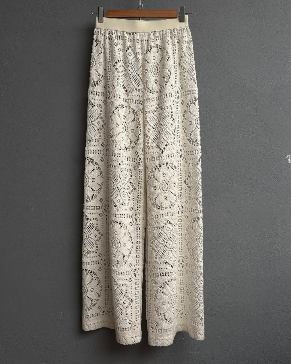Pantalon en crochet