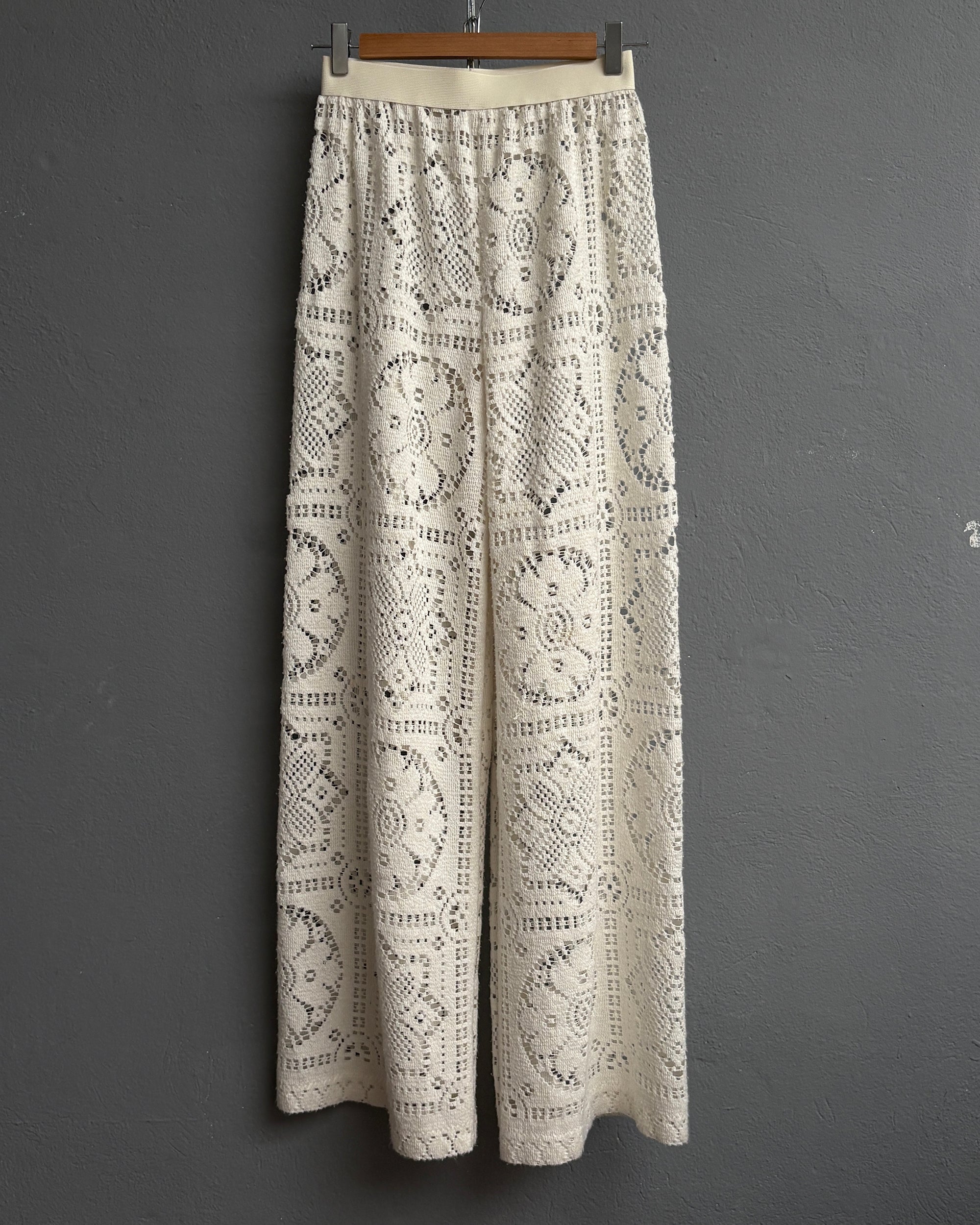 Pantalon en crochet