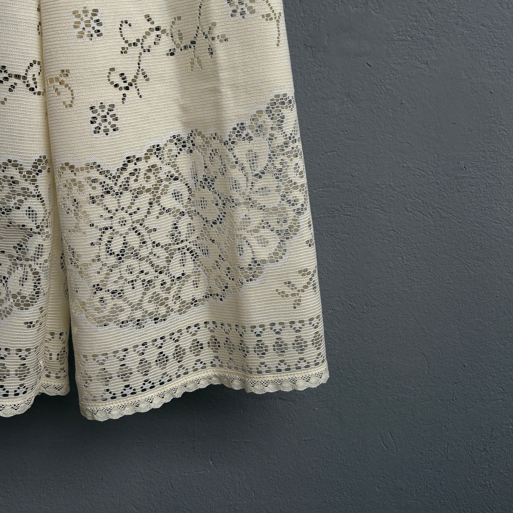 Pantalon en dentelle écrue