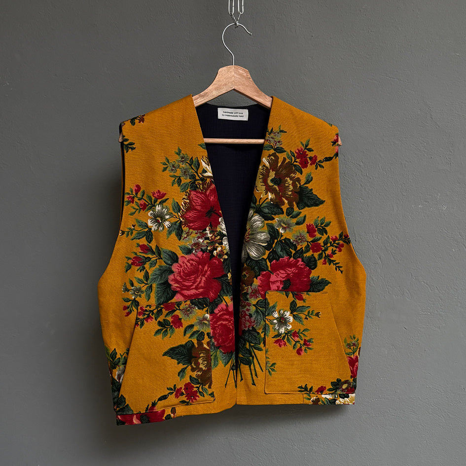 Gilet tapisserie florale