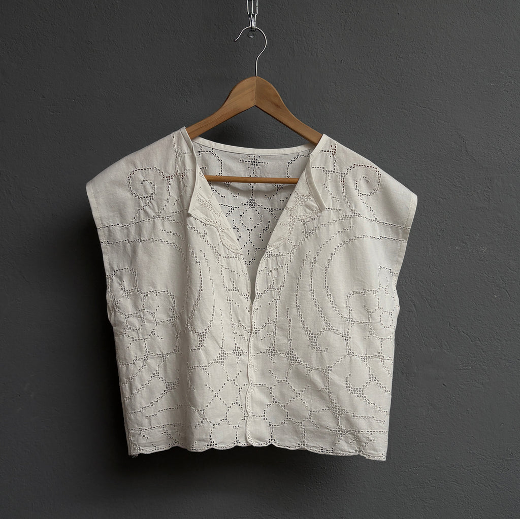 Top broderie anglaise blanche