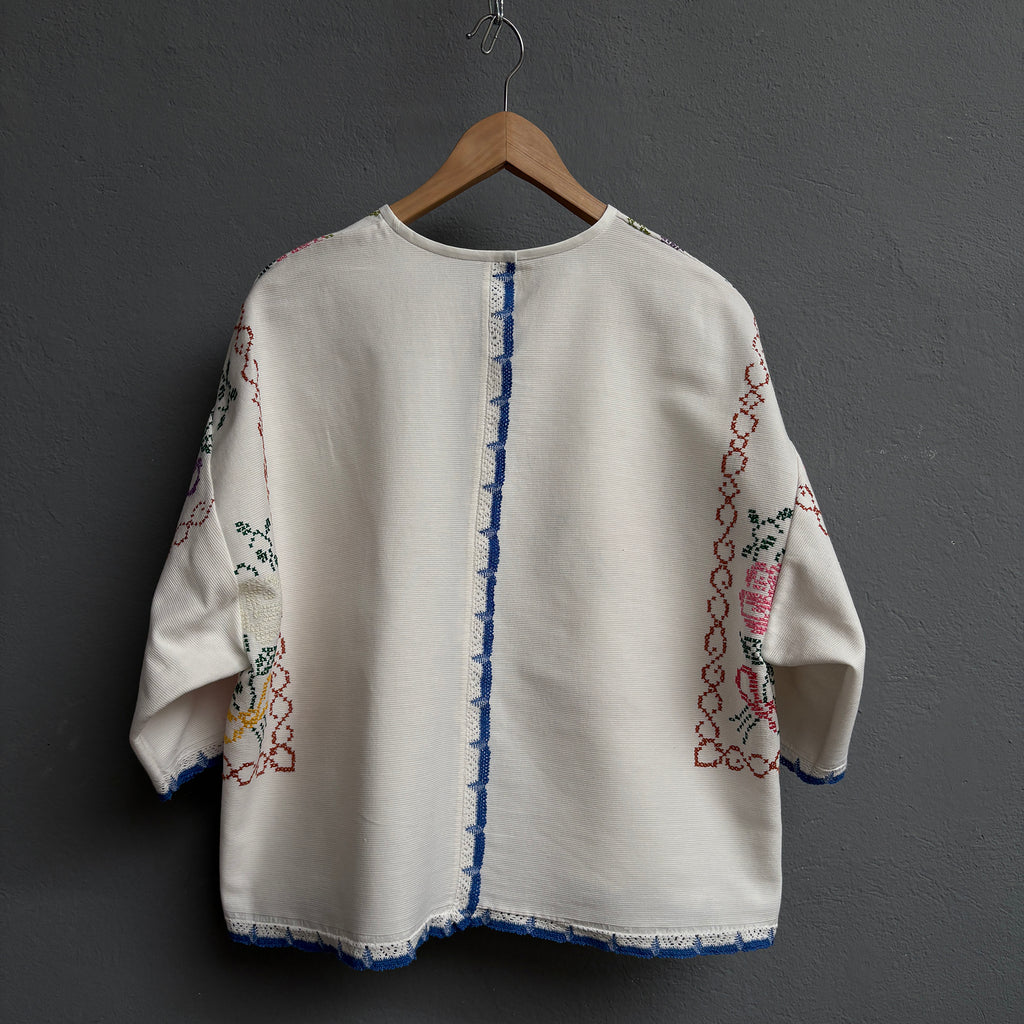 Top tee-shirt brodé